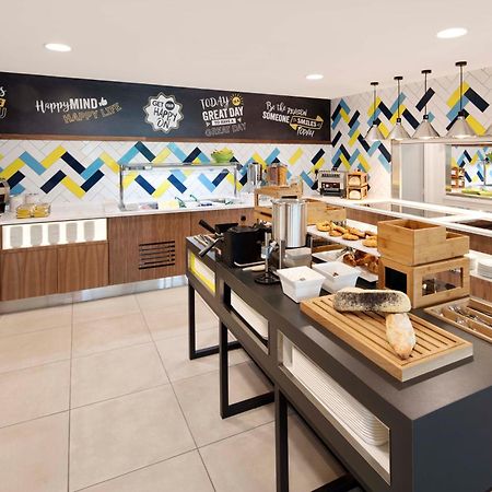 Hampton By Hilton London Stansted Airport Hotel Stansted Mountfitchet Exterior photo